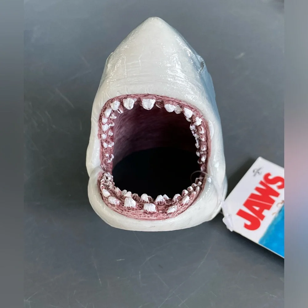 N/A jaws swim